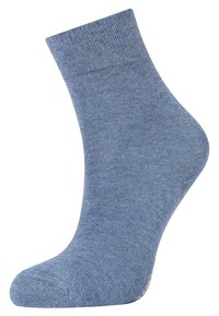 Blaue Baumwollknöchelsocke mit geripptem Textur, verstärkter Zehenpartie und glatter Oberfläche. Leicht elastischer Bund für einen sicheren Sitz.