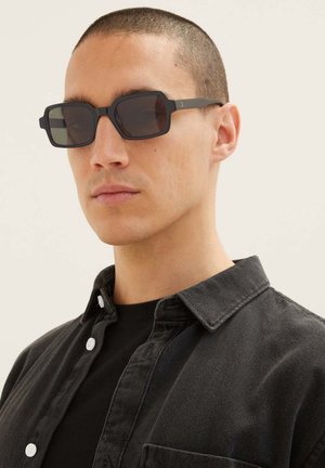 TOM TAILOR DENIM EYEWEAR SONNENBRILLE MIT RECHTECKIGEM RAHMEN - Occhiali da sole - schwarz