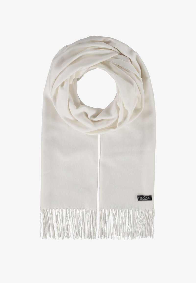 Hvidt tørklæde lavet af blødt stof, med lange, lige frynser i begge ender og et lille sort logoetiket.