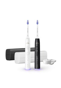 Elektrische tandenborstelset met witte en zwarte handvatten, LED-indicatoren en reinigingsmodi. Inclusief oplader en twee opbergdozen.
