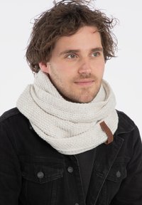 Knit Factory COCO mleczny