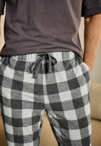 Next REGULAR FIT - COSY BRUSHED SET - Pizsama szett - check grey