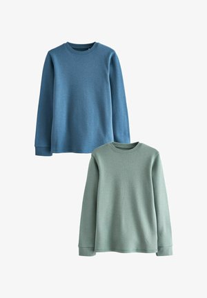To lange ærmede ribstrikkede sweatshirts præsenteret. Øverste i blå, nederste i grøn, begge med rund hals og afslappet pasform.