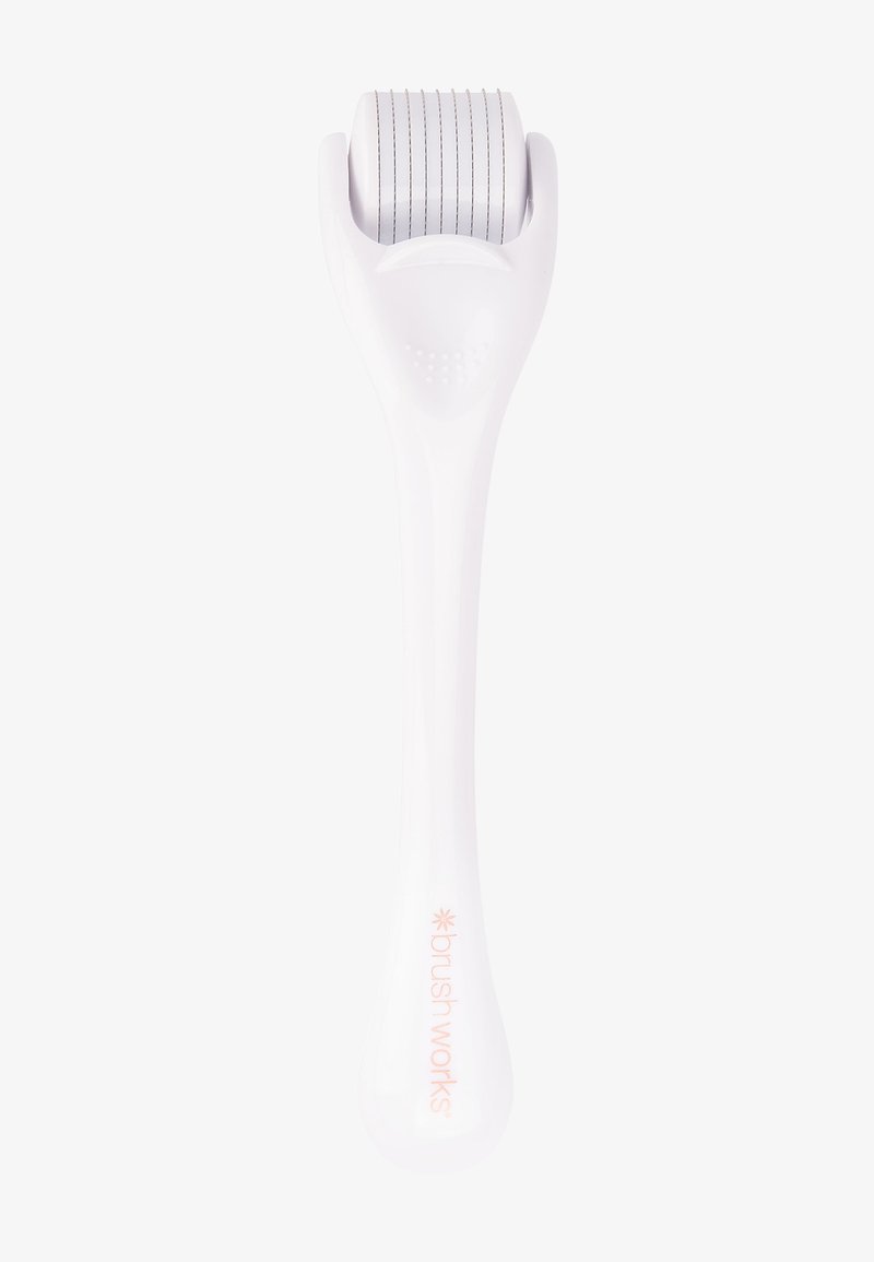 Brushworks - BRUSHWORKS MICRO NEEDLE DERMA ROLLER - Huidverzorgingstool - white, Vergroten
