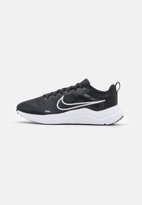 Nike Performance - DOWNSHIFTER 12 - Neutrális futócipők - black/white/dark smoke grey/pure platinum Miniatűr kép 1