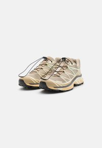 Salomon Sportstyle XT-6 MINDFUL 3 UNISEX - Tenisice - white pepper/transparent yellow