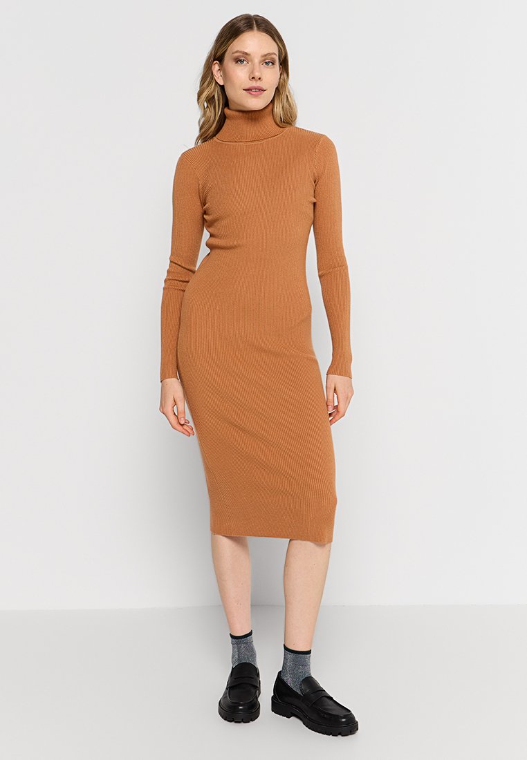 Gaudi Gebreide jurk bruin Gaudi Gebreide jurk bruin