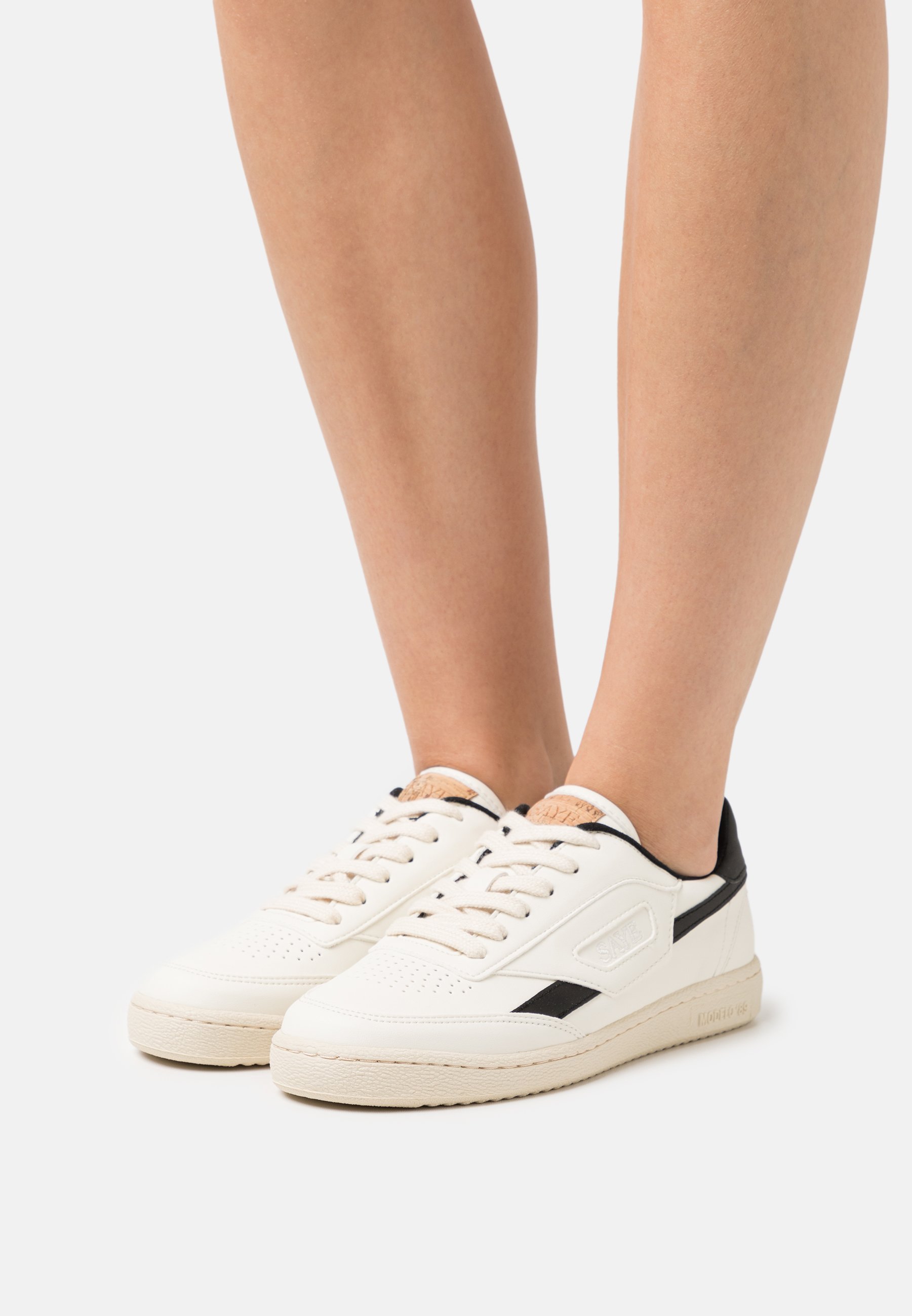 Saye trainers uk Clearance