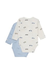 Twee longsleeve rompers: één wit met kleurrijke autoprinten, de andere lichtblauw met vergelijkbare ontwerpen. Zacht katoenmateriaal, ronde hals.