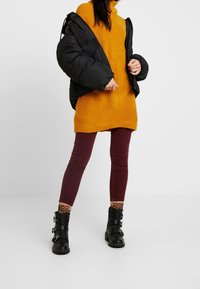 Object Trui - brown