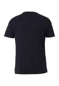 Schwarzes T-Shirt mit kurzen Ärmeln aus Baumwolle. Hat einen runden Ausschnitt, einen lockeren Schnitt und eine schlichte Textur mit einem kleinen Markenlabel an der Seite.