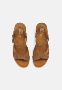 Bullboxer Keilsandalette - cognac