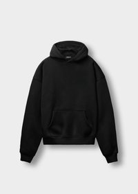 Schwarzer Kapuzenpullover mit einer vorderen Kängurutasche, lockerer Passform, geripptem Saum und Bündchen, aus weichem, strukturiertem Material gefertigt. Minimalistisches Design.