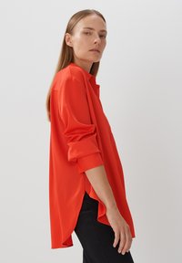 someday. ZANZA - Camicetta - cherry red