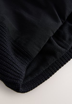 Baker by Ted Baker Mrežica za kosu - black