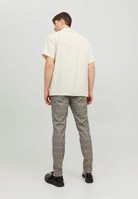 Jack & Jones MARCO PHIL - Pantaloni - oxford tan