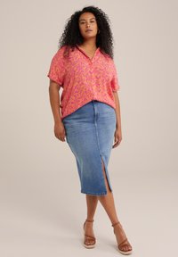 WE Fashion Bluza s gumbima - orange