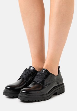 Cipele s vezicama - black brush