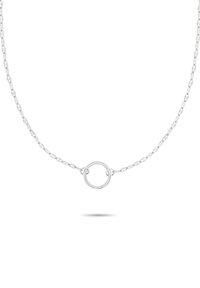 Silberne Halskette mit einer gedrehten Kette und einem hervorgehobenen, runden Ring in der Mitte. Das Design ist schlicht und modern.