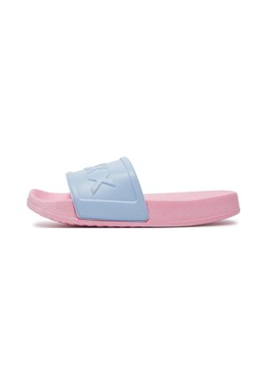 Kinder-Pantoletten mit rosa strukturierter Sohle und breitem hellblauen Riemen mit Sternprägung.