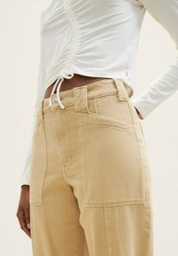 TOM TAILOR DENIM BARREL MOM - Jeans Straight Leg - brown rice