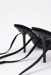 LIMMA LIVY - Zapatos altos - black