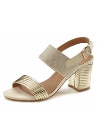 Gouden sandalen met hakken, voorzien van een gestructureerde visgraatband, een brede metalen band en een ribbelachtige blokhak. Open teen design.