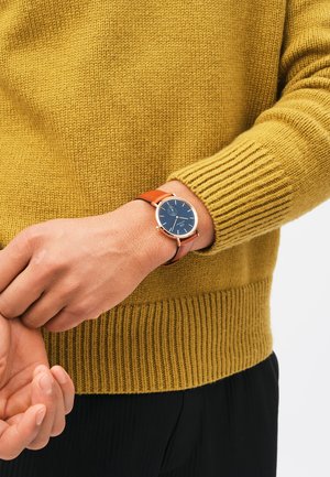 Chronograph watch - rose gold coloured