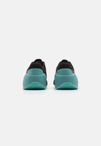 Nike Performance AIR ZOOM TR 1 - Scarpe da allenamento - black/hot punch/green frost
