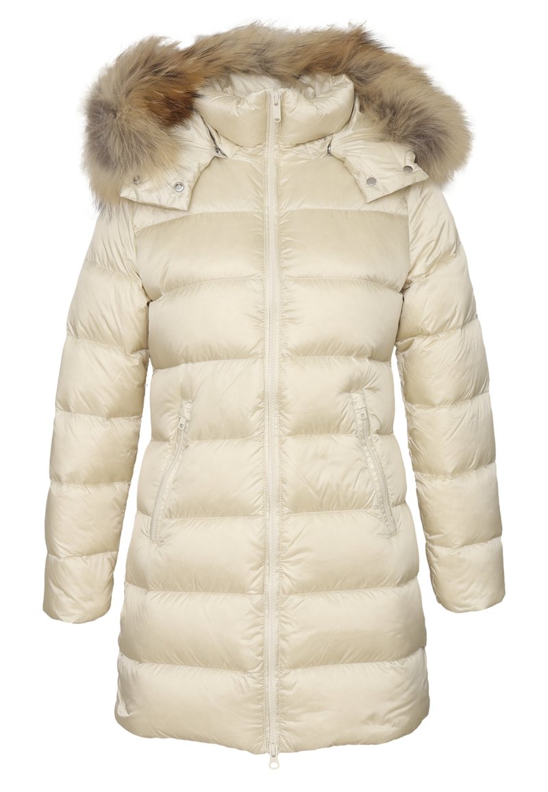 Cappotto imbottito di colore crema con cappuccio in pelliccia sintetica, zip laterali e finitura liscia. Caratterizzato da una chiusura con zip frontale e dettagli cuciti.