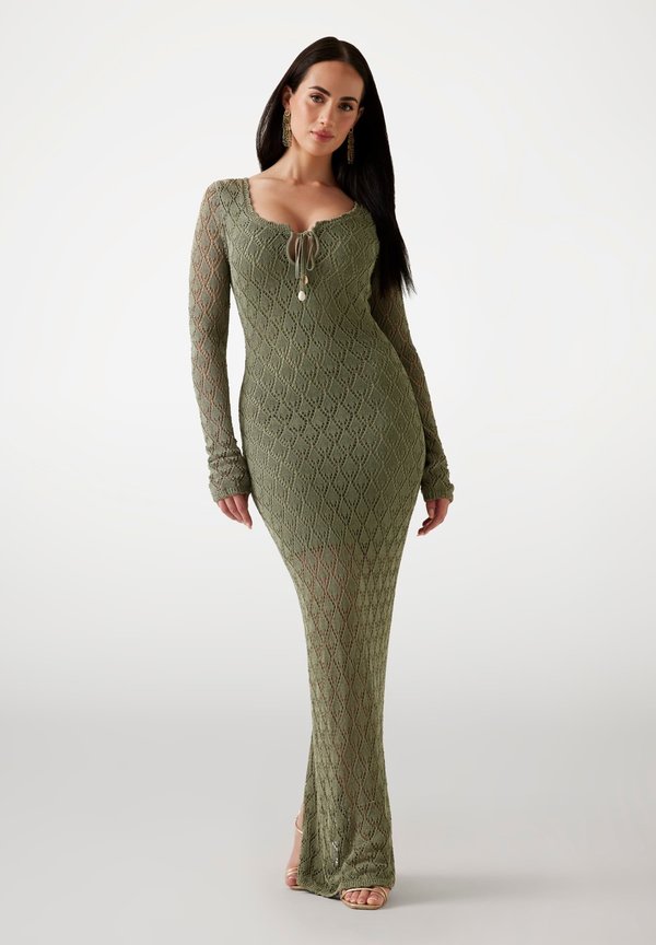 LANGES BODYCON LOCHSTICKEREI - Strickkleid - grün