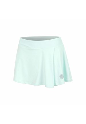 Lichtblauwe sportrok met brede tailleband en klein logo bij de zoom, getoond tegen een witte achtergrond.