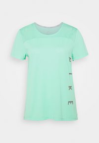 Camiseta deportiva de manga corta color verde menta con panel de malla en los hombros y texto vertical en negro "NIKE" en el lateral.
