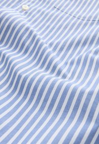 Next STRIPE REGULAR FIT - Vapaa-ajan kauluspaita - blue white