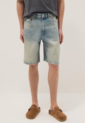 B.ANGEL SKATER FIT PURE WITH RIPS - Shorts di jeans - soft blue