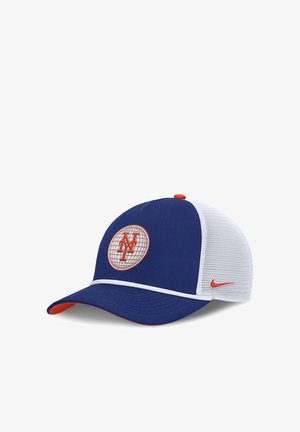 Nike SB, NIKE PRIMETIME DRI-FIT RISE STRUCTURED 5 PANEL TRUCKER CAP - Pet - rushblue teamorange white