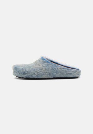 Marni FUSSBETT SABOT - Pantuflas - blue lilac