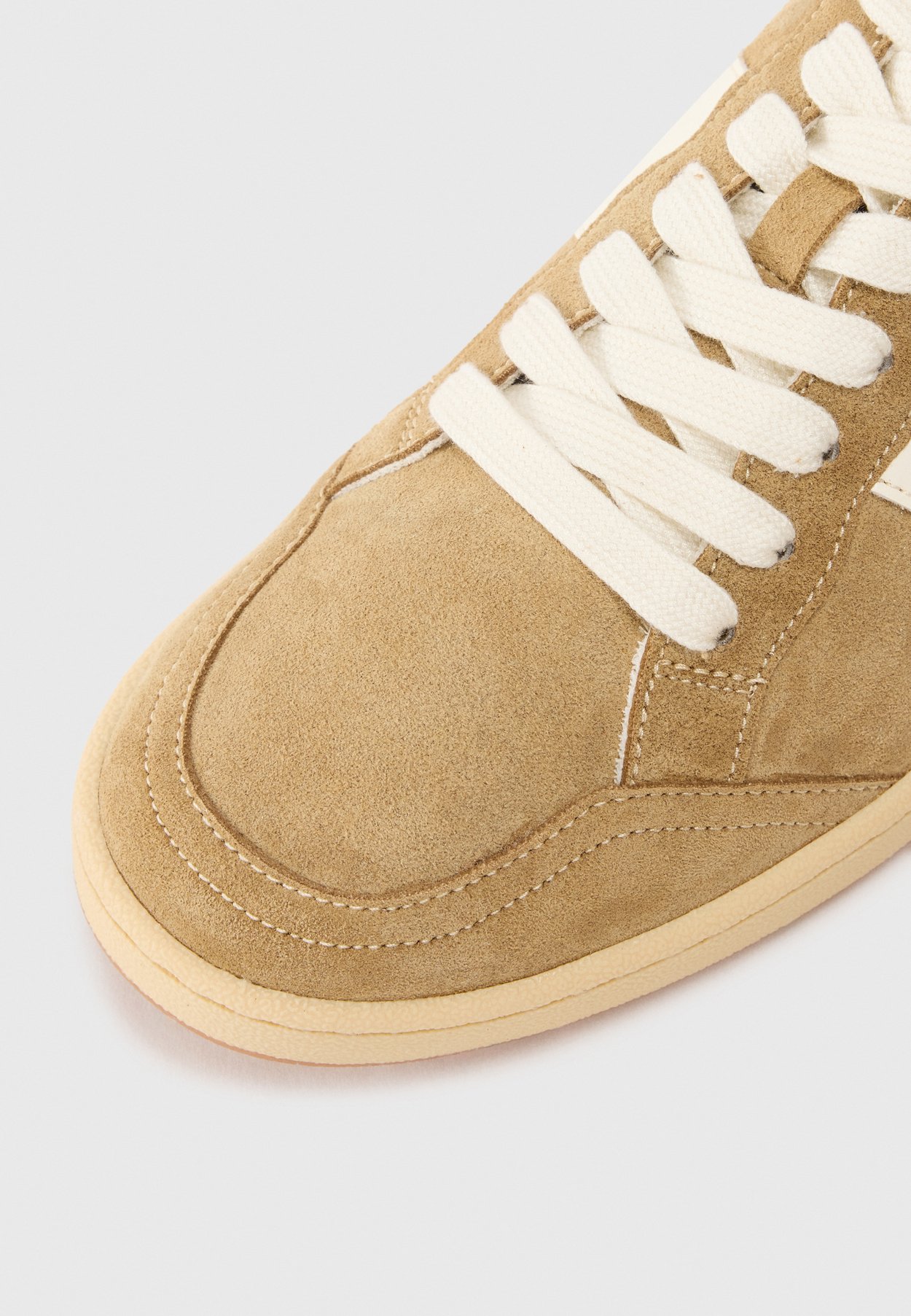 Sneaker low