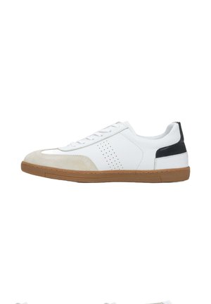 TRAMPKI - Sneaker low - white