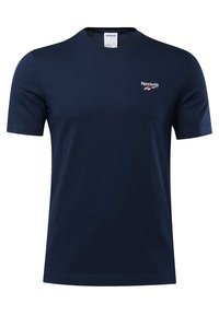 Dunkelblauses Baumwoll-T-Shirt mit Rundhalsausschnitt und kurzen Ärmeln. Mit kleinem Reebok-Logo in Weiß und Rot auf der linken Brust.