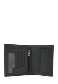 Cartera de cuero negra con múltiples ranuras para tarjetas, una ranura transparente para identificación y un bolsillo con cremallera para monedas. Textura suave y diseño minimalista.