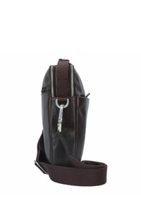 Borsa a spalla in pelle marrone con zip argentata, tracolla in tessuto regolabile e finitura testurizzata, dotata di una tasca laterale per ulteriore spazio di archiviazione.
