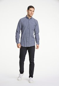 Lindbergh BRUSHED LS - Camicia - deep blue