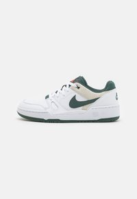 Nike Sportswear FULL FORCE - Zapatillas - white/vintage green/sea glass/cosmic clay/black