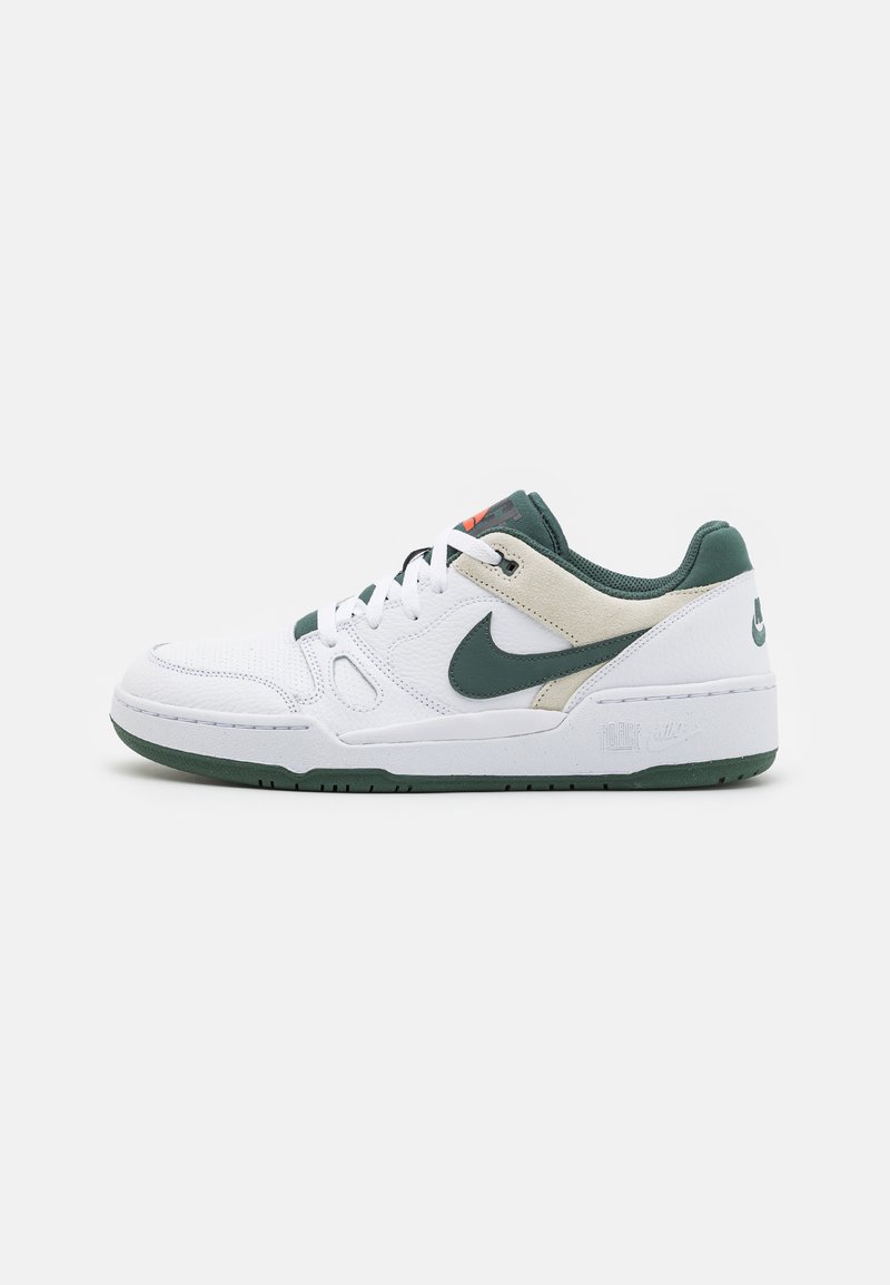 Nike Sportswear FULL FORCE - Zapatillas - white/vintage green/sea glass/cosmic clay/black