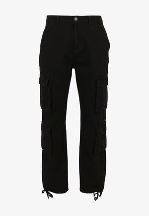 Pantalones cargo negros de algodón, con múltiples bolsillos laterales, cierre de botón y bajos ajustables con cordones.