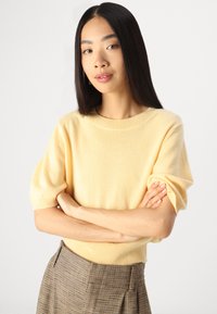 pure cashmere PUFF SHORTSLEEVE - Pulover - butter