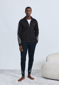 BOSS JACKET - Pyžamový vrchný diel - black