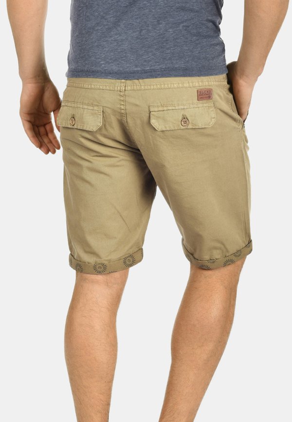 BHCLAUDIO - Shorts - chalk ston2