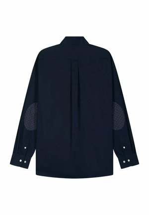 Chemise à manches longues bleu marine avec un pli au dos, des coudières à motifs, des poignets à boutons et un col classique. Texture du tissu lisse.